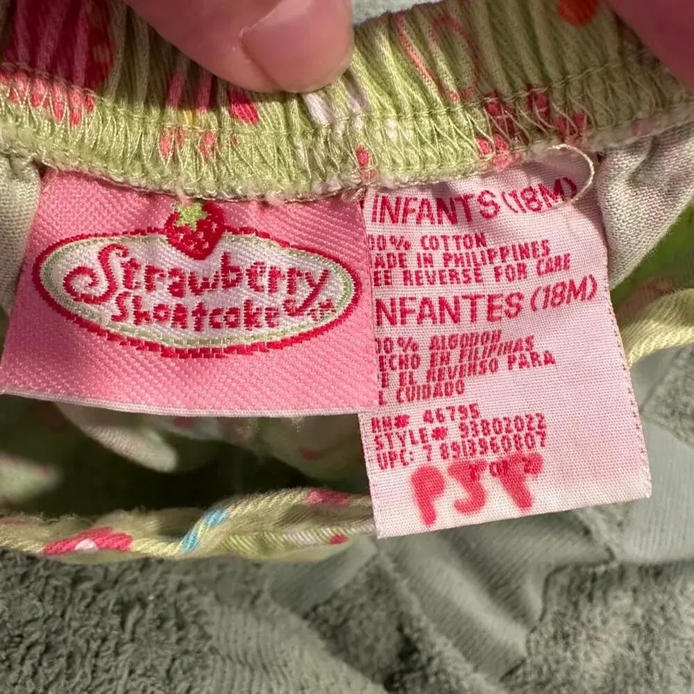 Strawberry shortcake green shorts with